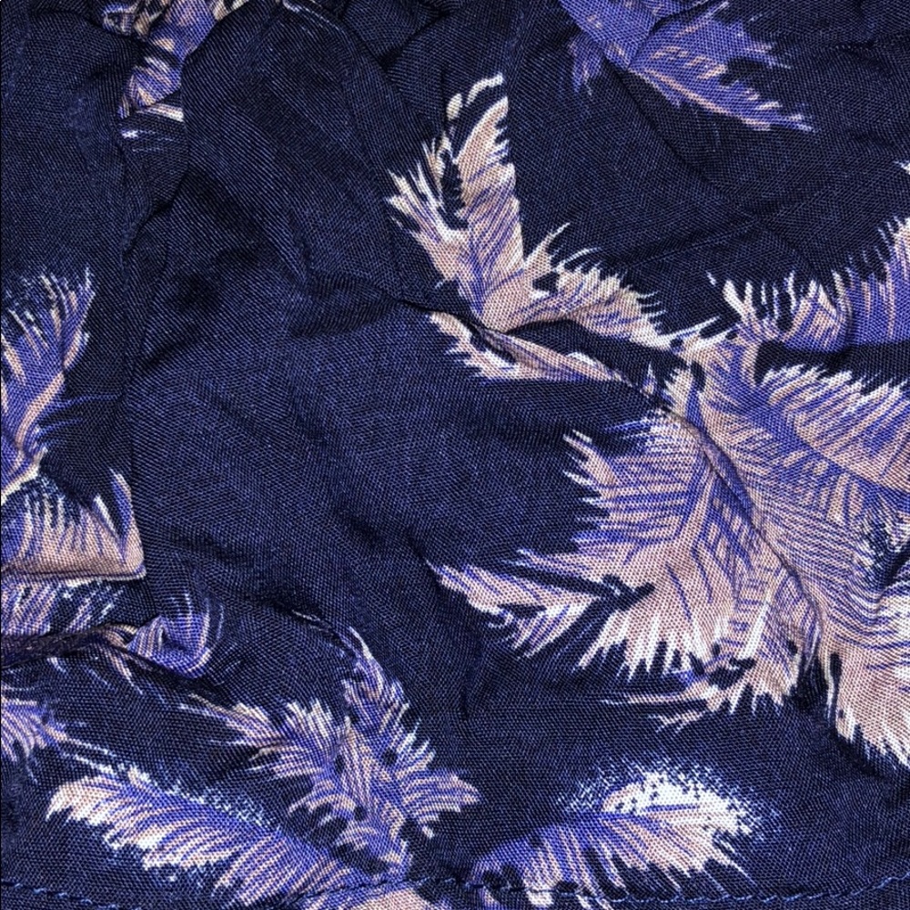 🆕Top Navy Swell Summer Nights Cropped - Picture 5 of 5